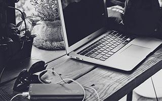 哈尔滨战争加剧通胀担忧 债券交易员减少降息押注